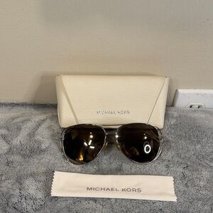 Michael Kors Lai MK1024 Silver Mirror Aviator Sunglasses - Perfect Lenses